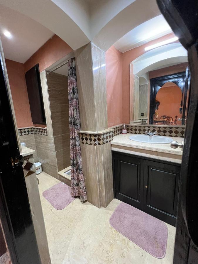 Luxury Apartment In The Heart Of Gueliz , Wifi, Pool Marrákes Kültér fotó